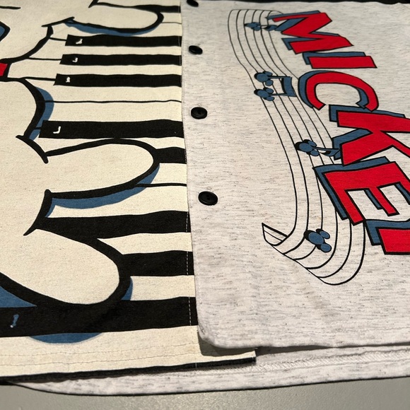 Mickey & Co Super Rare Disney Must Have Iconic Button Down - Picture 9 of 16